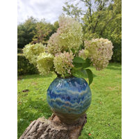 Vaas rond blauw